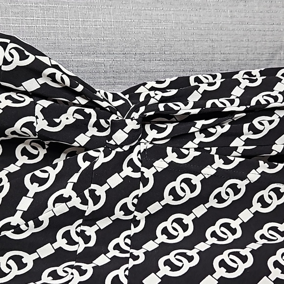 MARGARET JOSEPHS MACBETH COLLECTION BLACK AND WHITE ROMPER TIE SIDE - Picture 4 of 8